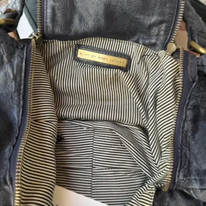 Marc Jacobs black & golden leather tote bag purse - Image 4